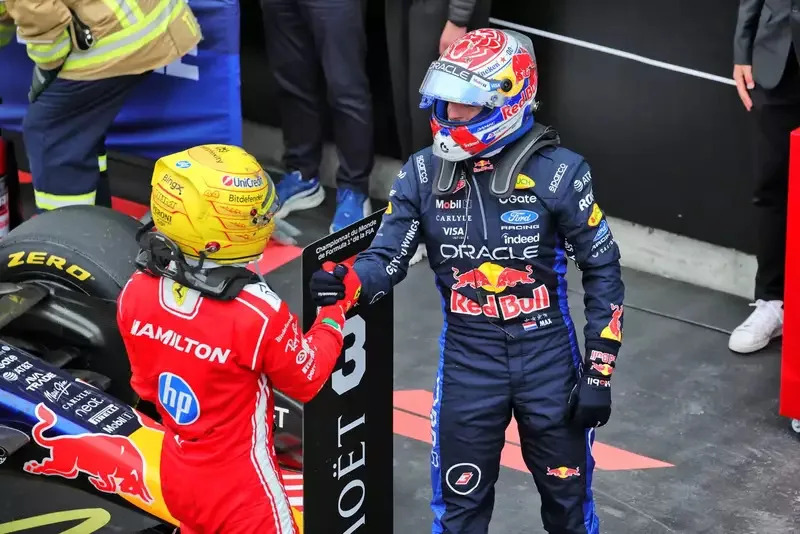 Verstappen receives request to remain at Crimson Bull till 2027 earlier than becoming a member of Ferrari a 12 months later Verstappen receives request to remain at Crimson Bull till 2027 earlier than becoming a member of Ferrari a 12 months later