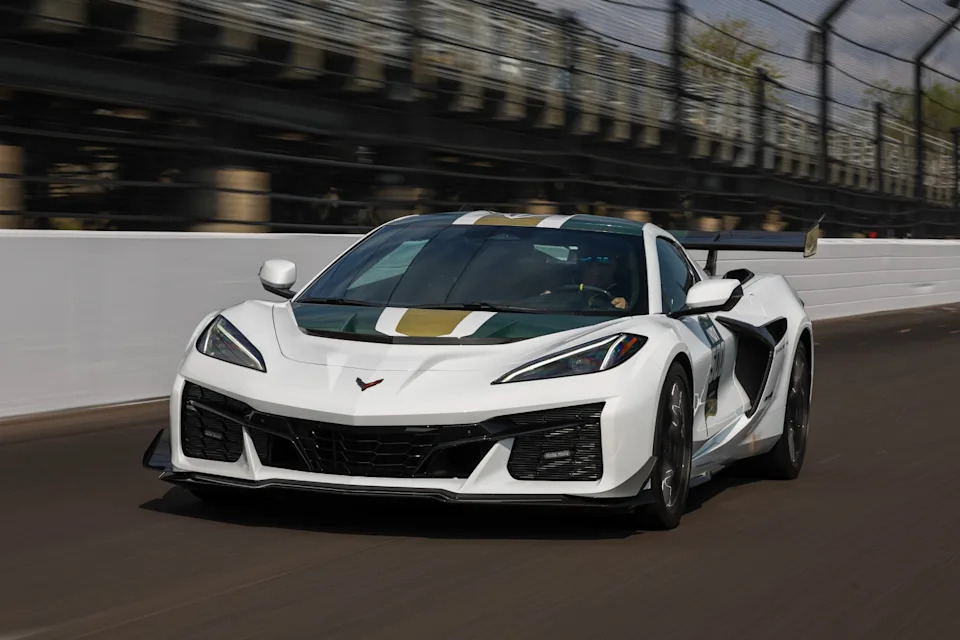 2025 Indianapolis 500 Chevrolet Corvette ZR1 tempo automotive unveiled 2025 Indianapolis 500 Chevrolet Corvette ZR1 tempo automotive unveiled