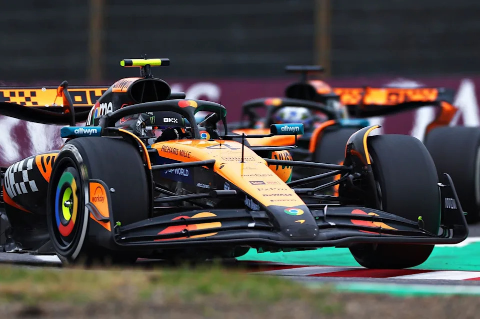 McLaren disparages speak of workforce’s F1 dominance as “misplaced” McLaren disparages speak of workforce’s F1 dominance as “misplaced”