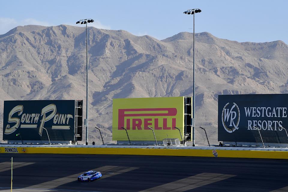 NASCAR on TV: Easy methods to watch Las Vegas Cup, Xfinity, Truck races on Fox Sports activities, CW, Prime NASCAR on TV: Easy methods to watch Las Vegas Cup, Xfinity, Truck races on Fox Sports activities, CW, Prime