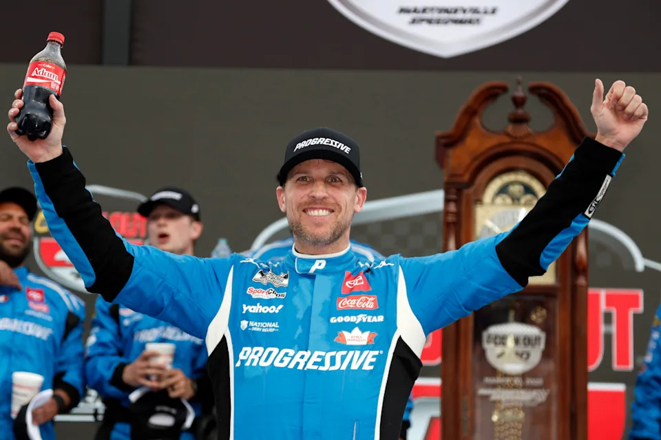 Dale Earnhardt Jr. Reacts To Denny Hamlin’s Resolution On NASCAR Profession Dale Earnhardt Jr. Reacts To Denny Hamlin’s Resolution On NASCAR Profession