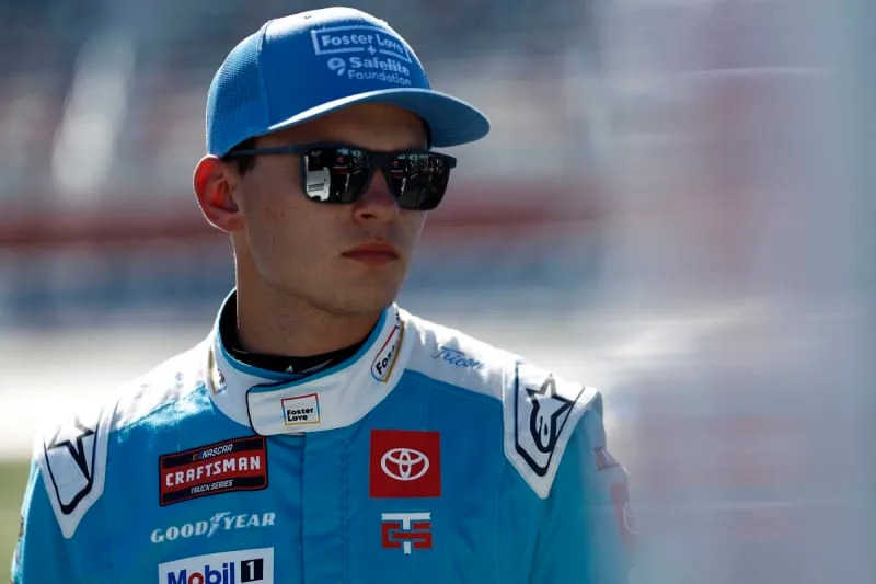 Followers Cheer as Denny Hamlin Goes Towards Joe Gibbs to Give Champion Driver His Lengthy-Awaited NASCAR Path Followers Cheer as Denny Hamlin Goes Towards Joe Gibbs to Give Champion Driver His Lengthy-Awaited NASCAR Path