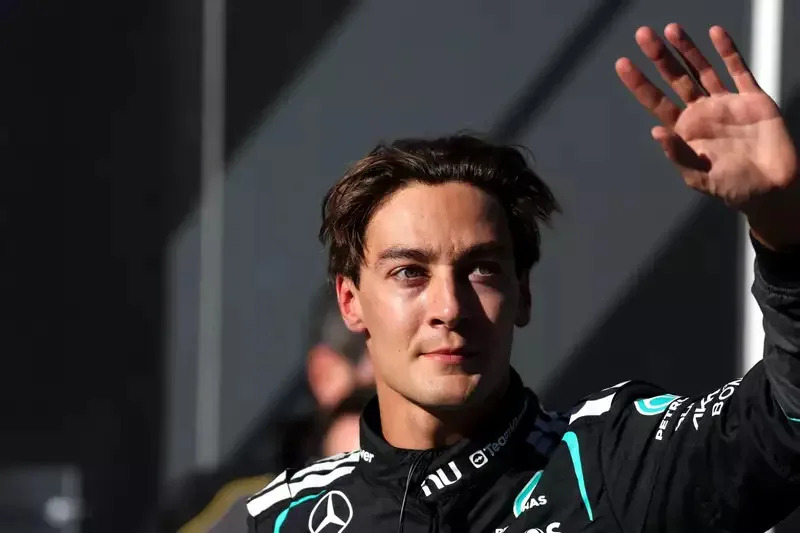 F1 LIVE | Russell and Antonelli make contact at Canadian GP Dash! F1 LIVE | Russell and Antonelli make contact at Canadian GP Dash!