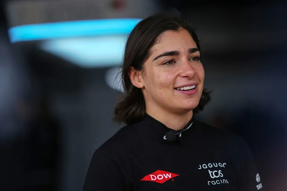 Jamie Chadwick pinpoints Kimi Antonelli frustration after George Russell Canadian GP pole Jamie Chadwick pinpoints Kimi Antonelli frustration after George Russell Canadian GP pole