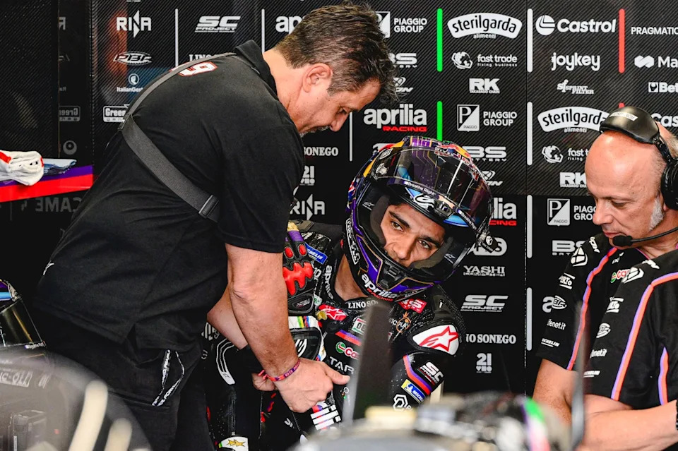 Martin injured once more, taken to hospital after Qatar GP crash Martin injured once more, taken to hospital after Qatar GP crash