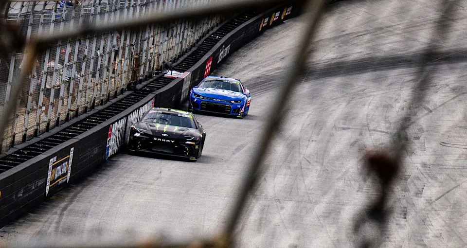 Sunday Setup: Tires, traction dominate crew-chief conversations at Bristol Sunday Setup: Tires, traction dominate crew-chief conversations at Bristol