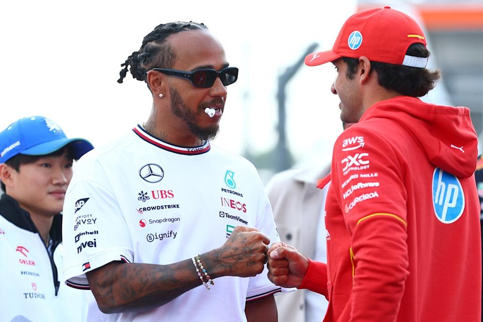 Carlos Sainz sounds warning to Lewis Hamilton over Ferrari expertise: ‘Not all the pieces is roses and excellent’ Carlos Sainz sounds warning to Lewis Hamilton over Ferrari expertise: ‘Not all the pieces is roses and excellent’