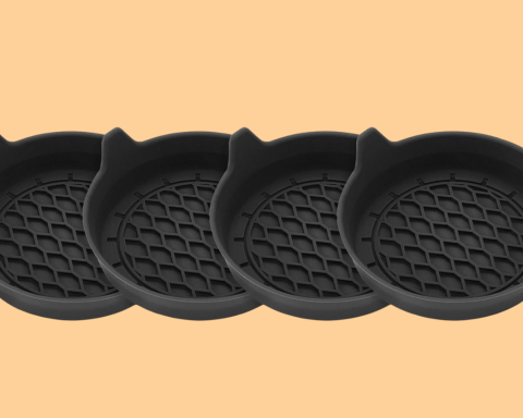 These Car Cup Holder Inserts are Perfect to Keep Your Car Clean and Your Drinks Secure These Car Cup Holder Inserts are Perfect to Keep Your Car Clean and Your Drinks Secure
