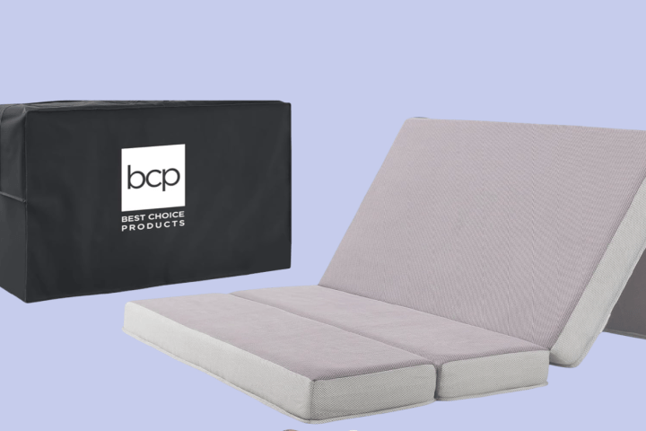 This Tri-Fold Mattress Makes Guest Stays a Breeze This Tri-Fold Mattress Makes Guest Stays a Breeze