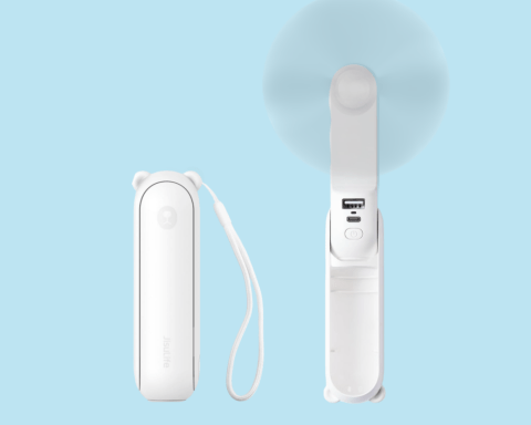 Beat the Heat and Charge Your Phone at the Same Time Beat the Heat and Charge Your Phone at the Same Time