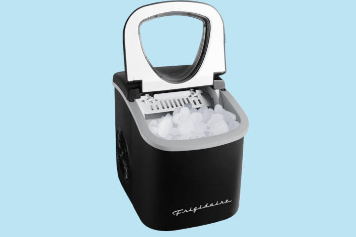 Why the FRIGIDAIRE Countertop Ice Maker Belongs in Your Kitchen Why the FRIGIDAIRE Countertop Ice Maker Belongs in Your Kitchen