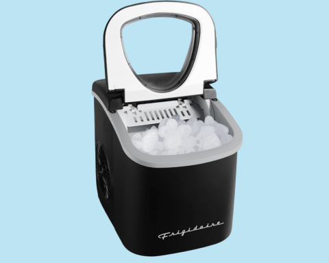 Why the FRIGIDAIRE Countertop Ice Maker Belongs in Your Kitchen Why the FRIGIDAIRE Countertop Ice Maker Belongs in Your Kitchen