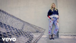 Julia Michaels – Introducing Julia Michaels Julia Michaels – Introducing Julia Michaels