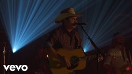 Jon Pardi – She Ain’t In It (Vevo Presents) Jon Pardi – She Ain’t In It (Vevo Presents)