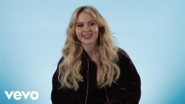 Zara Larsson – Zara Answers Questions from Fans Zara Larsson – Zara Answers Questions from Fans