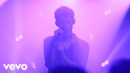 Troye Sivan – Love is A Losing Game (Vevo Presents) Troye Sivan – Love is A Losing Game (Vevo Presents)