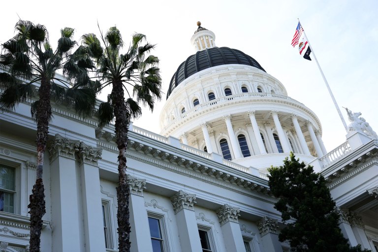 California seeks to combat staff shortage with grants: Bill aims to boost mental health courts California seeks to combat staff shortage with grants: Bill aims to boost mental health courts