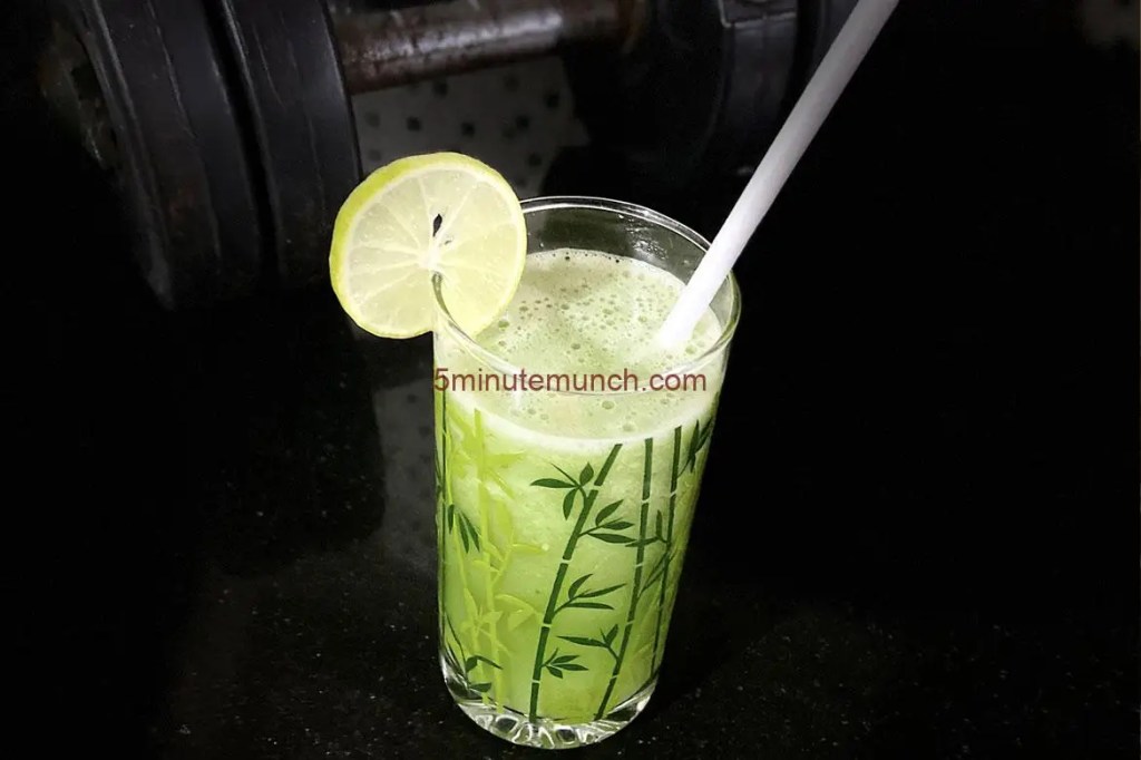 Energizing and detoxifying green juice: cucumber and celery soda Energizing and detoxifying green juice: cucumber and celery soda
