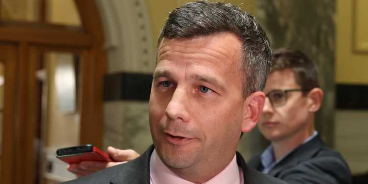 Act Proposes Reducing Government Departments from 41 to 30 Act Proposes Reducing Government Departments from 41 to 30