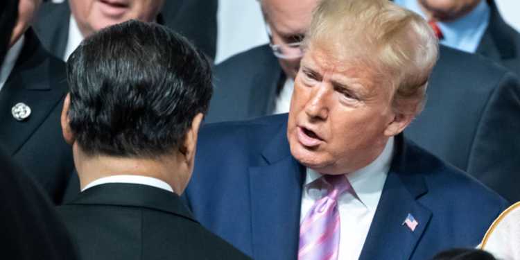 Tech stocks tumble and market retreats as US-China trade war worsens Tech stocks tumble and market retreats as US-China trade war worsens