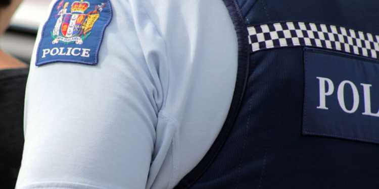 Upper Hutt teen avoids conviction for police officer’s concussion Upper Hutt teen avoids conviction for police officer’s concussion