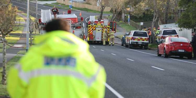 Fire Destroys Bucklands Beach Home, Two People Rescued Fire Destroys Bucklands Beach Home, Two People Rescued