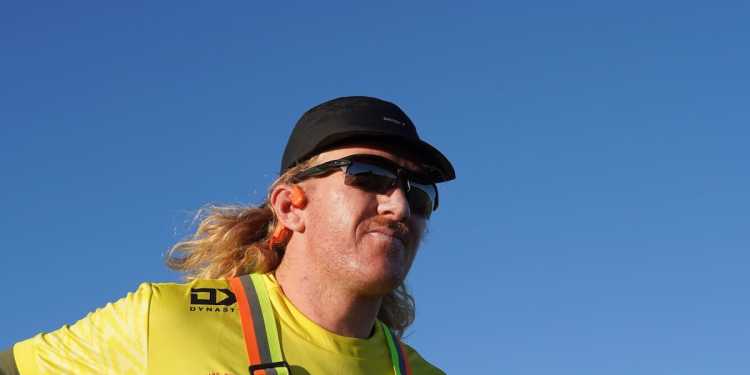 Electrician Blake Schimanski runs length of New Zealand for I Am Hope Electrician Blake Schimanski runs length of New Zealand for I Am Hope