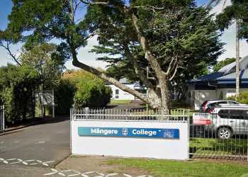 Māngere College Appoints Statutory Manager Due to Attendance Issues Māngere College Appoints Statutory Manager Due to Attendance Issues