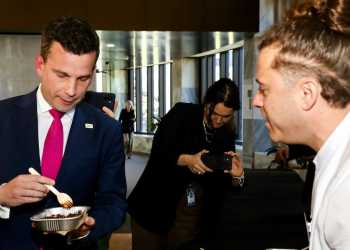 Cabinet Drops Māori Name for School Lunches Program Cabinet Drops Māori Name for School Lunches Program