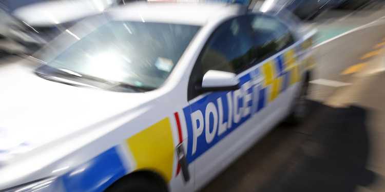 Motorway mayhem: ‘Long queues’ after crash on Auckland’s Southern Motorway Motorway mayhem: ‘Long queues’ after crash on Auckland’s Southern Motorway