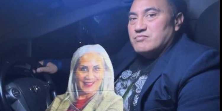 Tāmaki Makaurau byelection: Karl Mokaraka kicked out of debate over Hannah Tamaki exclusion Tāmaki Makaurau byelection: Karl Mokaraka kicked out of debate over Hannah Tamaki exclusion