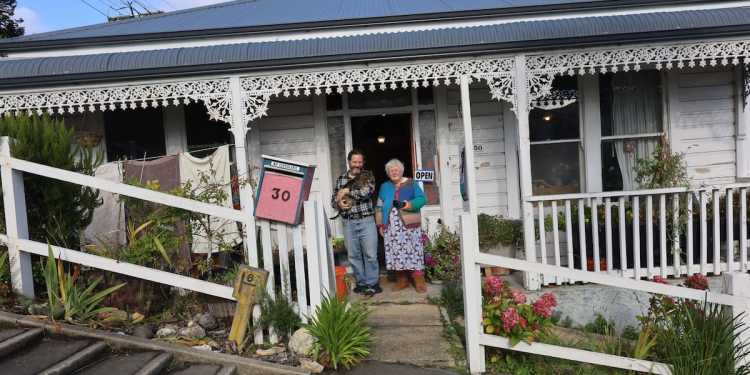 Life on Baldwin St, Dunedin, the world’s steepest street Life on Baldwin St, Dunedin, the world’s steepest street