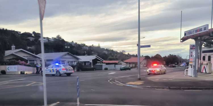 Evacuation centre set up in Nelson South after suspicious item, alleged threat Evacuation centre set up in Nelson South after suspicious item, alleged threat