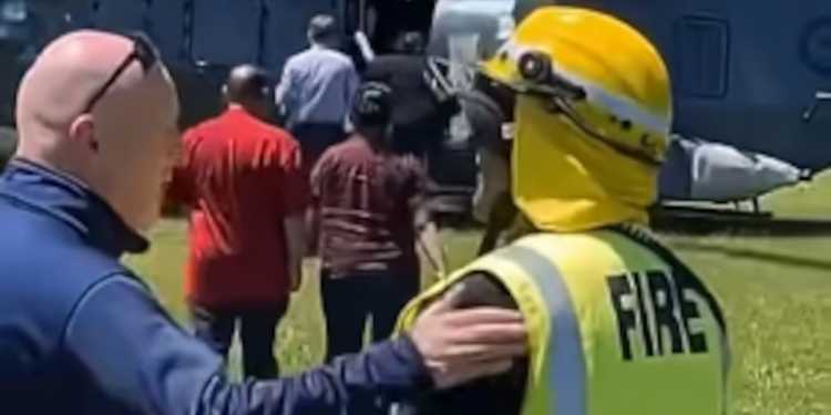 Investigation After Firefighter Gestures Behind PM Christopher Luxon Investigation After Firefighter Gestures Behind PM Christopher Luxon