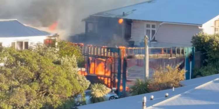 Fire in Island Bay Affects Wellington Residents Fire in Island Bay Affects Wellington Residents