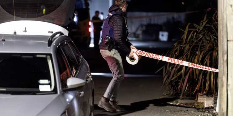 Police swarm Christchurch suburb responding to ‘serious incident’ Police swarm Christchurch suburb responding to ‘serious incident’