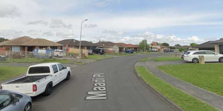 Papakura Shooting: One Injured, Police Search for Suspect Papakura Shooting: One Injured, Police Search for Suspect