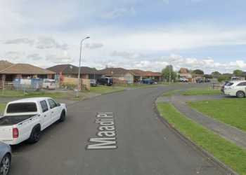 Papakura Shooting: One Injured, Police Search for Suspect Papakura Shooting: One Injured, Police Search for Suspect