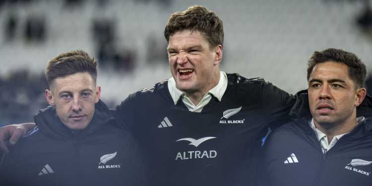 All Blacks captain Scott Barrett carrying heavy burden of leadership – Gregor Paul All Blacks captain Scott Barrett carrying heavy burden of leadership – Gregor Paul