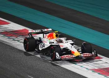 Lawson Starts 13th in Abu Dhabi Grand Prix; Verstappen Takes Pole Lawson Starts 13th in Abu Dhabi Grand Prix; Verstappen Takes Pole