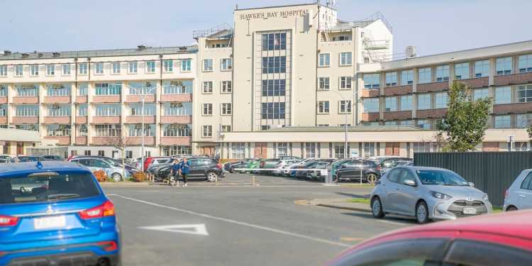 Health and Disability Commissioner: Woman ends up in wheelchair after surgery goes wrong at Hawke’s Bay Hospital Health and Disability Commissioner: Woman ends up in wheelchair after surgery goes wrong at Hawke’s Bay Hospital