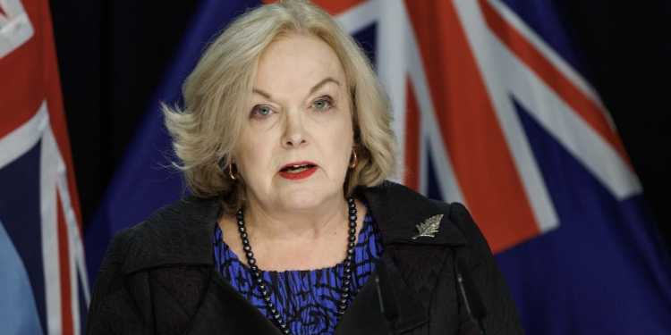 Minister Judith Collins taken to hospital with ‘nasty bout of vertigo’ Minister Judith Collins taken to hospital with ‘nasty bout of vertigo’