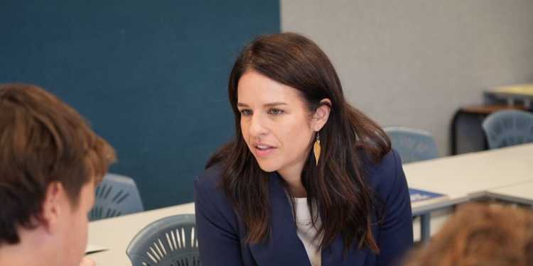 Education Minister Erica Stanford says Government ditching open-plan classrooms Education Minister Erica Stanford says Government ditching open-plan classrooms
