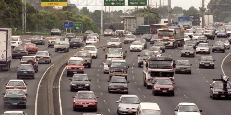 Auckland Mayor Delays Peak-Hour Charges for Drivers Auckland Mayor Delays Peak-Hour Charges for Drivers