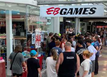 EB Games Closing Sale Attracts Large Crowds EB Games Closing Sale Attracts Large Crowds