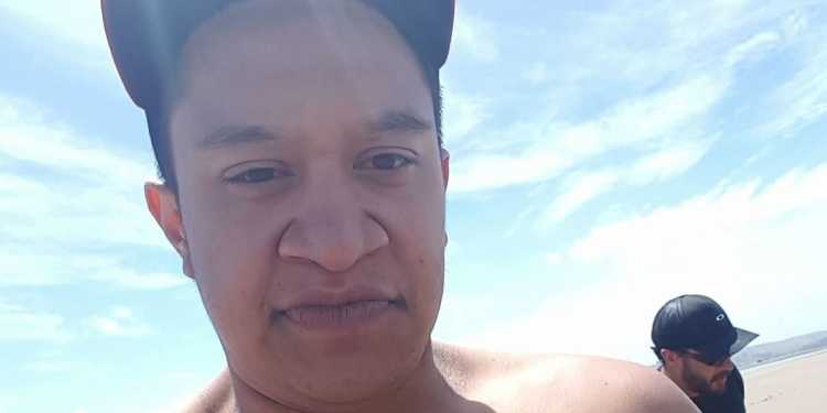 Hastings Diver Rescued from Fishing Line near Whirinaki Hastings Diver Rescued from Fishing Line near Whirinaki