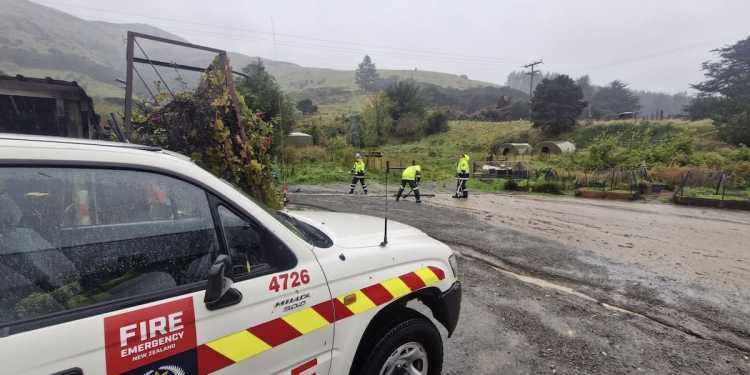 Weather: Little River, Canterbury residents praise local fire crews for heroic flood actions Weather: Little River, Canterbury residents praise local fire crews for heroic flood actions