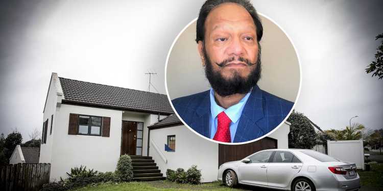 Couple trapped in negative equity after being tricked into buying leaky South Auckland home, court told Couple trapped in negative equity after being tricked into buying leaky South Auckland home, court told