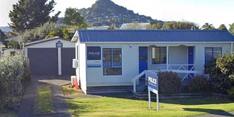 Suspicious fire at Tairua police station destroys garage, car Suspicious fire at Tairua police station destroys garage, car
