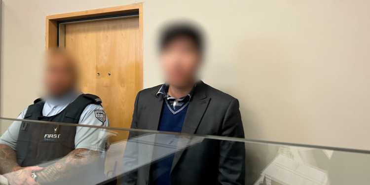 Auckland man found with over 100,000 child, adult, animal, objectionable files sentenced to home detention Auckland man found with over 100,000 child, adult, animal, objectionable files sentenced to home detention